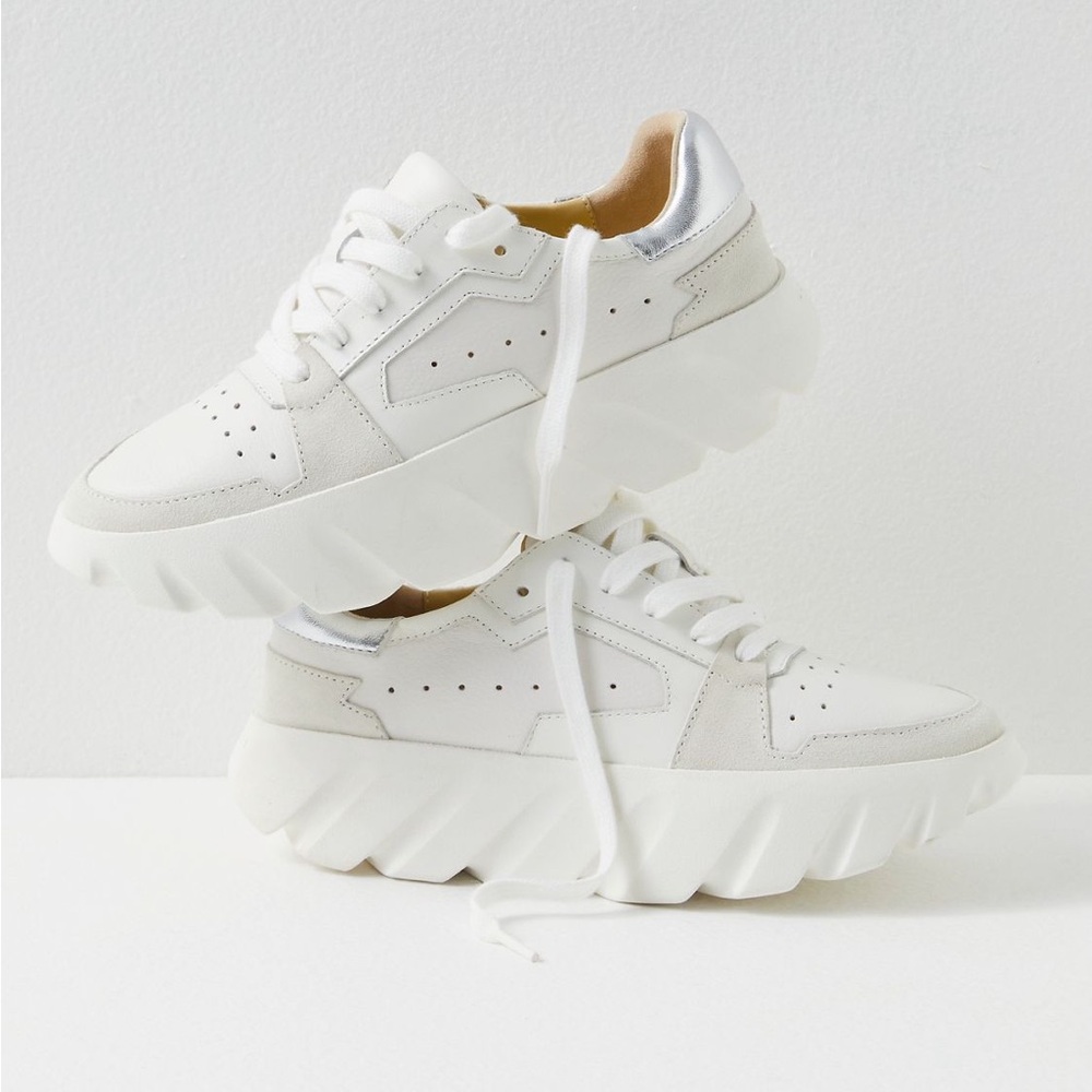 4CCCCEES Women's Designer White Platform Sneakers sz 39